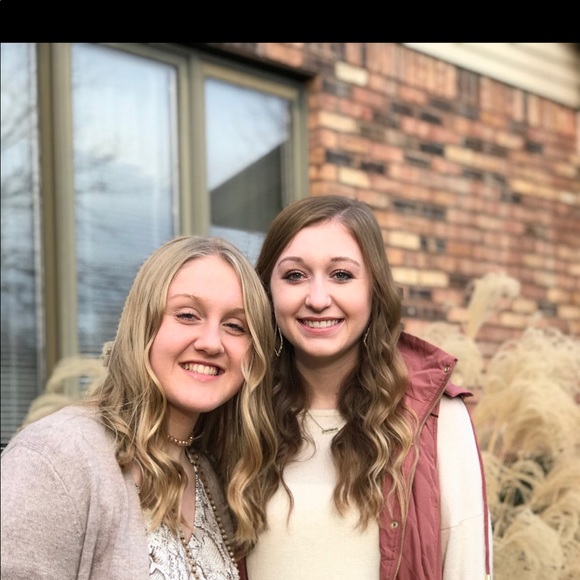 Meet your Posher, Rylie - Picture 1 of 1